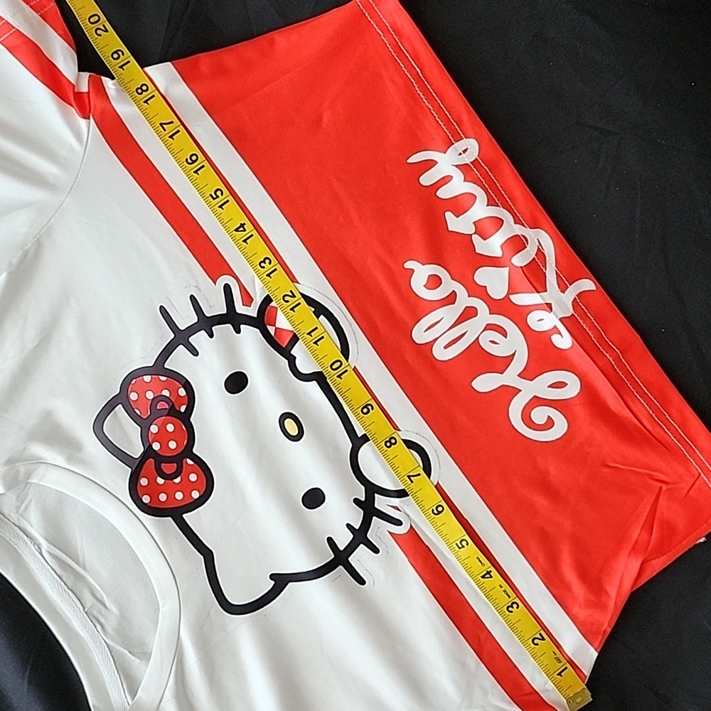 Hello Kitty crop top - Picture 5 of 7